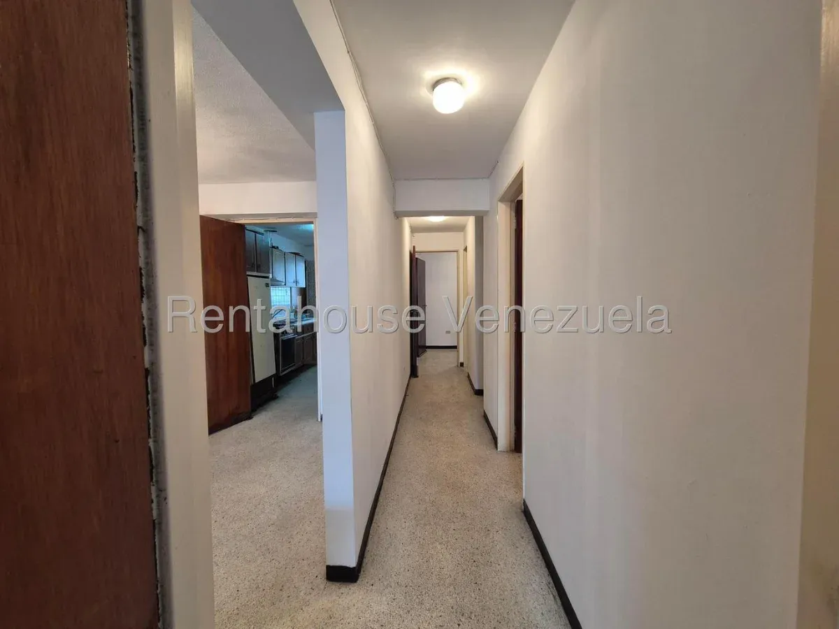 Oportunidad Única Amplio y Luminoso Apartamento en Av. Fuerzas Armadas (89 m²) - Julio Morales Rah - 17