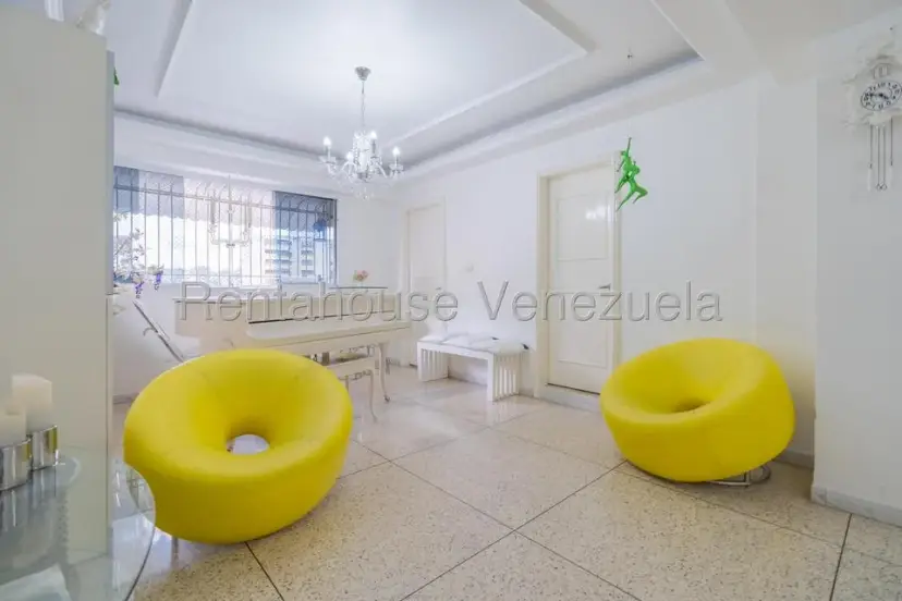 En Venta Espacioso y Luminoso Apartamento en San Bernardino ¡Listo para Habitar! - Julio Morales Rah