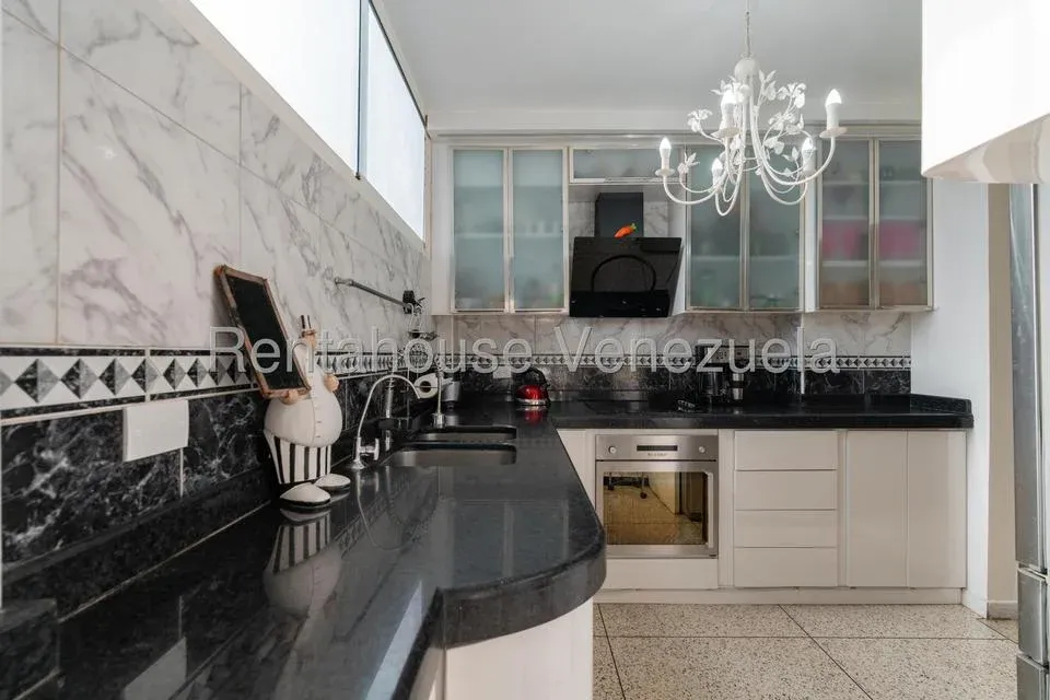 En Venta Espacioso y Luminoso Apartamento en San Bernardino ¡Listo para Habitar! - Julio Morales Rah - 12