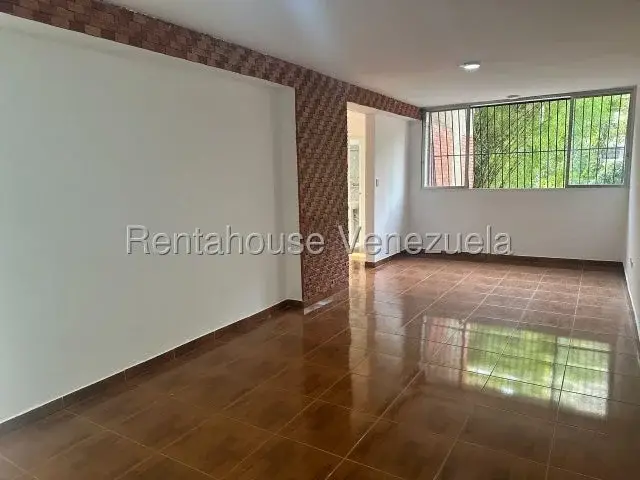 En Venta: Funcional Apartamento en Piso Bajo – La Boyera (87,88 m²) - Julio Morales Rah