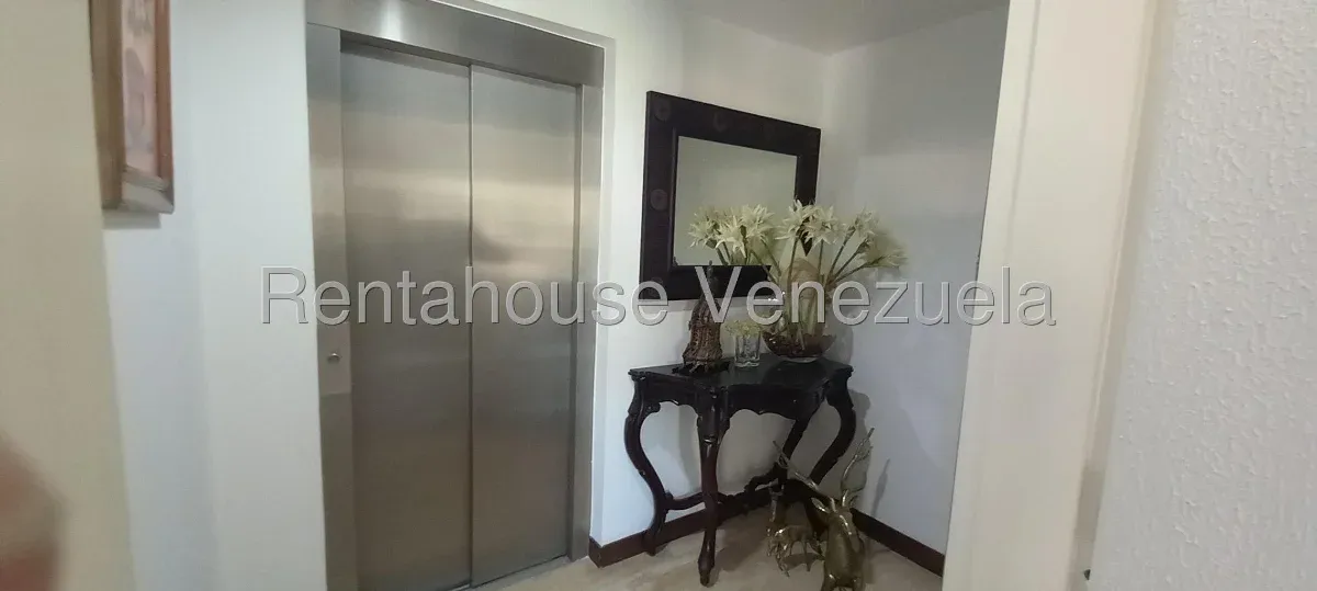 Oportunidad Única Espectacular Apto en Venta - Escampadero - Julio Morales Rah - 2
