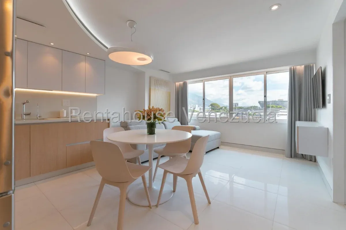Espectacular Apartamento Minimalista en Venta – El Rosal - Julio Morales Rah