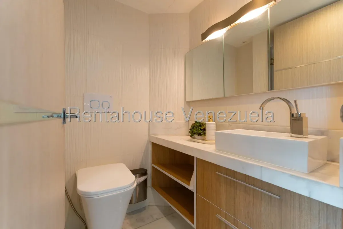 Espectacular Apartamento Minimalista en Venta – El Rosal - Julio Morales Rah - 13