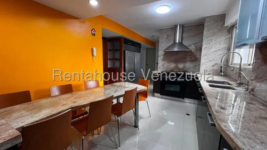 Tu Nuevo hogar con la mejor vista de Caracas te espera Los Naranjos del Cafetal - Julio Morales Rah - 8