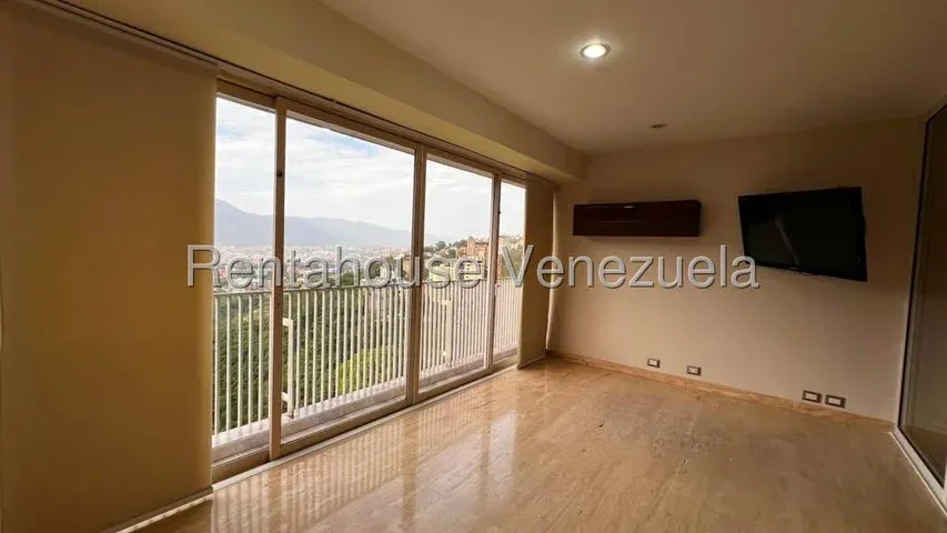 Tu Nuevo hogar con la mejor vista de Caracas te espera Los Naranjos del Cafetal - Julio Morales Rah - 10