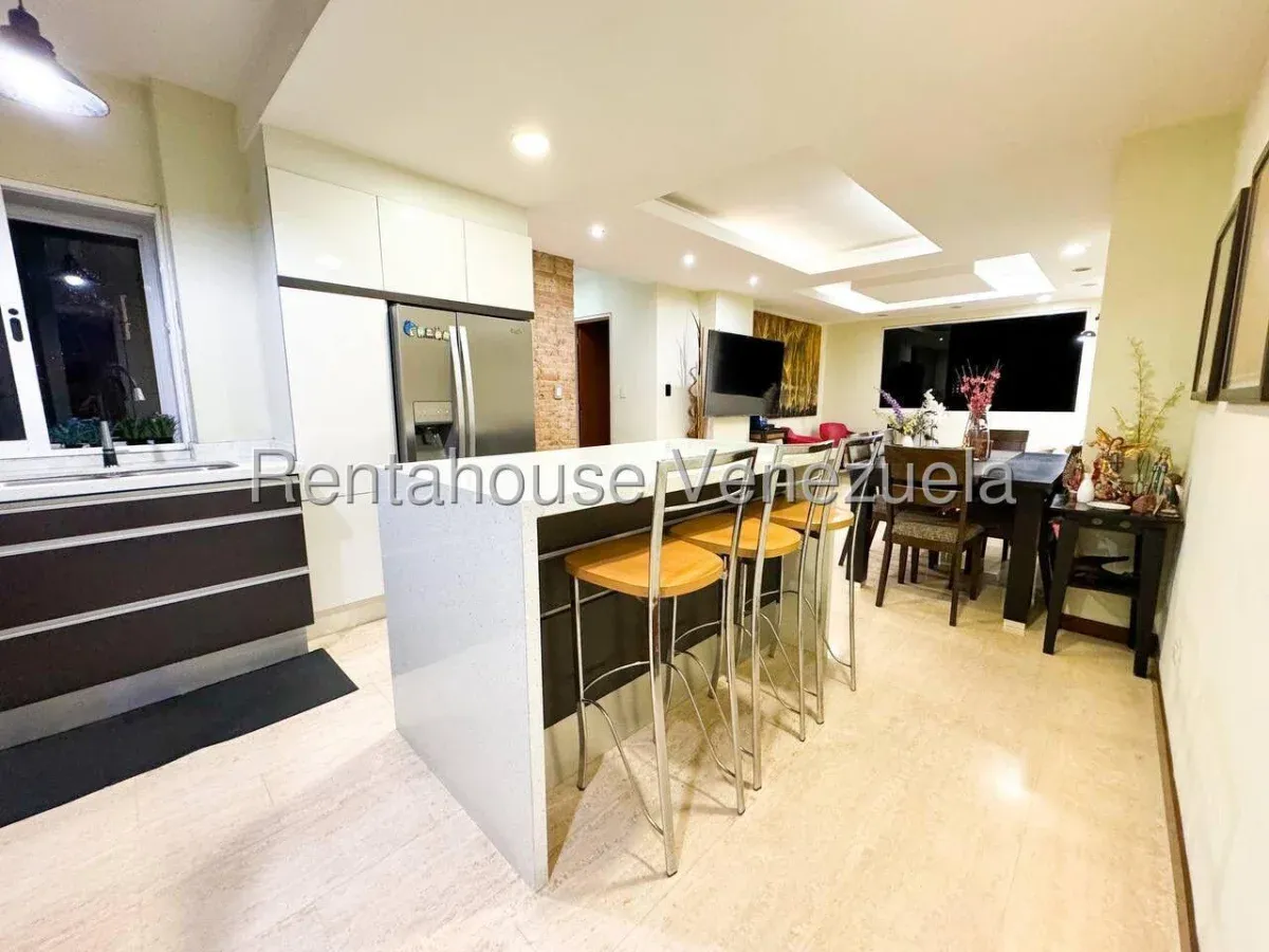 Espectacular PH Triplex de Lujo en Campo Alegre | Vistas 360° a El Ávila - Julio Morales Rah - 4