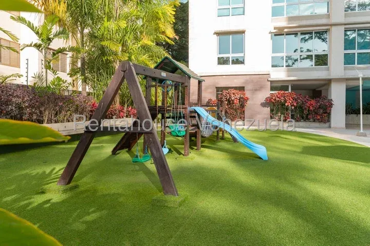 A Estrenar Espectacular Apartamento Moderno en Campo Alegre - Julio Morales Rah - 30