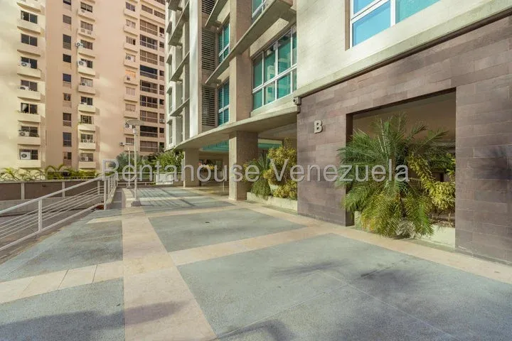 A Estrenar Espectacular Apartamento Moderno en Campo Alegre - Julio Morales Rah - 32