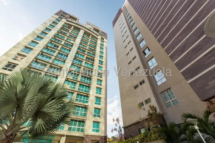 A Estrenar Espectacular Apartamento Moderno en Campo Alegre - Julio Morales Rah - 33