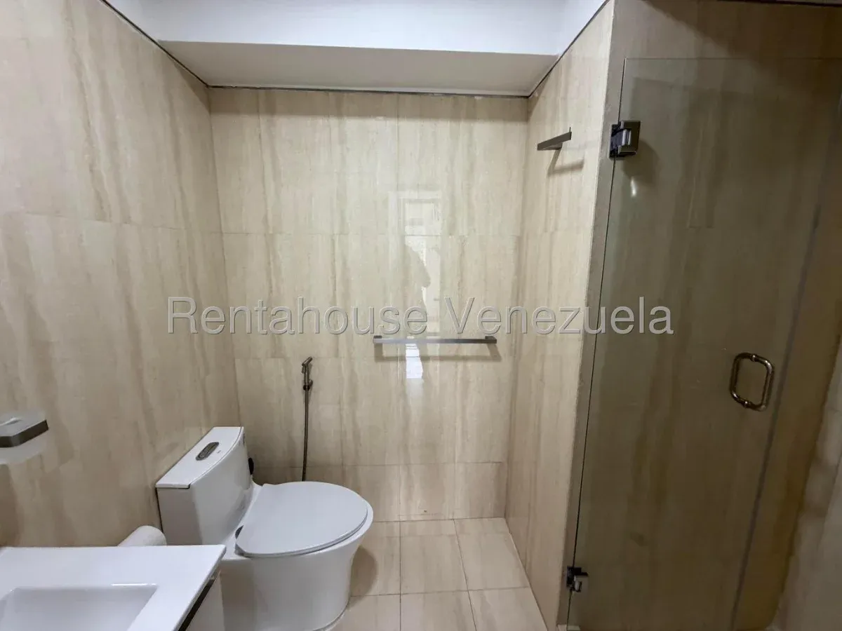 ¡OPORTUNIDAD ÚNICA! Espectacular Apartamento Listo para Mudarse - Julio Morales Rah - 21