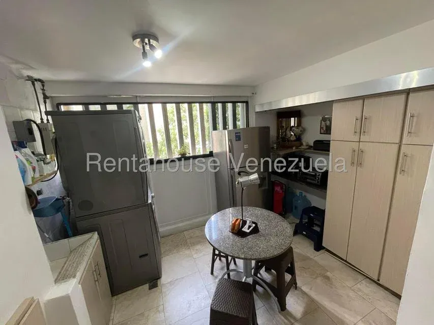 Apartamento Remodelado y Amoblado en Santa Paula | 106 m² | 3 Hab + 3 Baños - Julio Morales Rah - 12