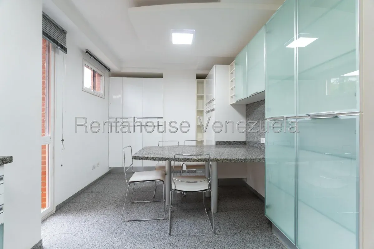 Exclusivo Penthouse de Lujo de 343,70 m² con Vista Panorámica al Ávila - Julio Morales Rah - 8