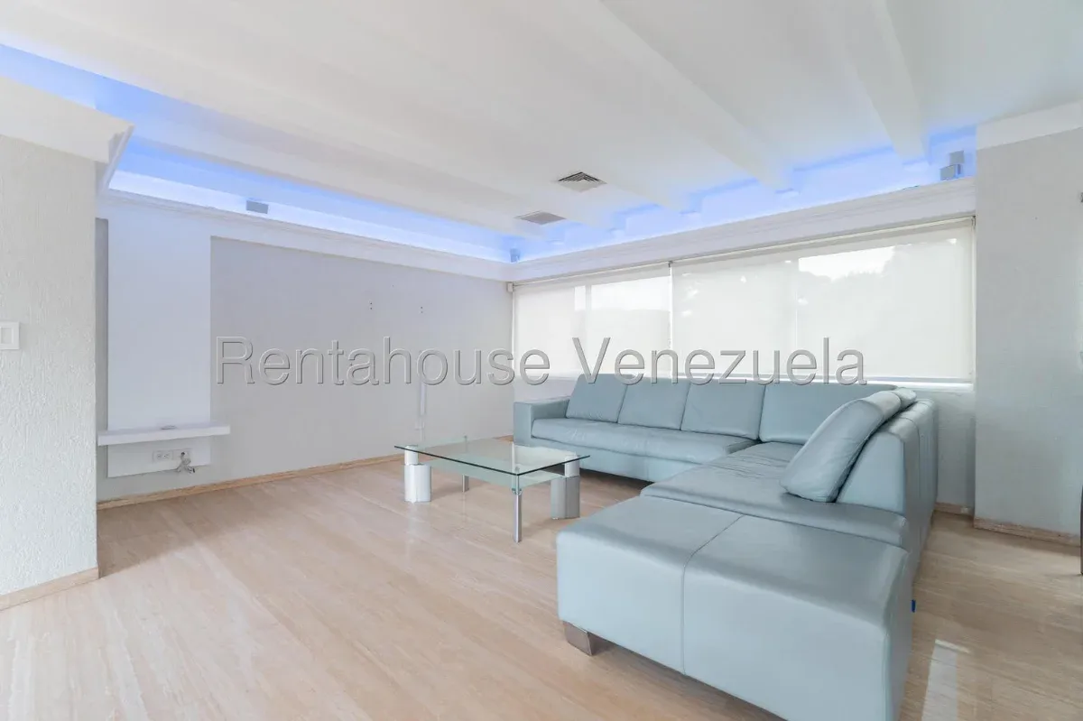 Exclusivo Penthouse de Lujo de 343,70 m² con Vista Panorámica al Ávila - Julio Morales Rah - 25