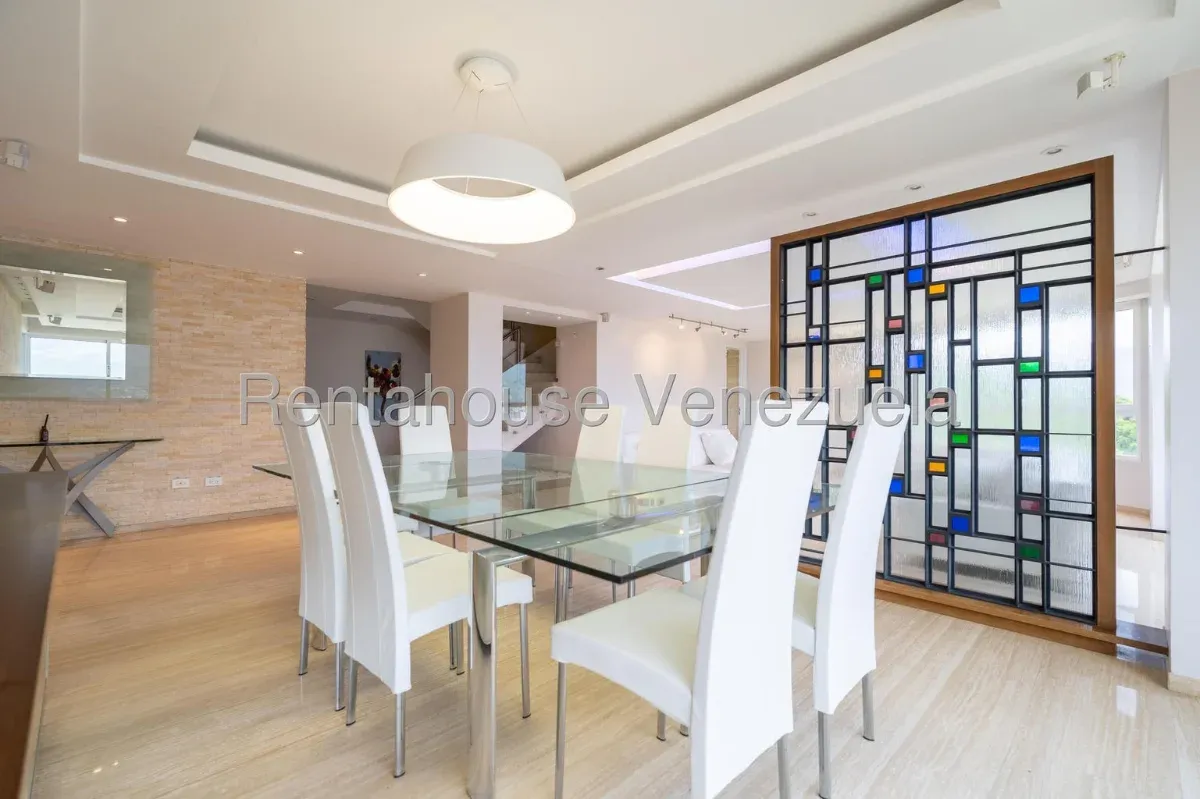 Exclusivo Penthouse de Lujo de 343,70 m² con Vista Panorámica al Ávila - Julio Morales Rah - 32