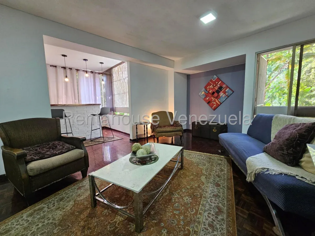Tu Hogar Ideal en Las Esmeraldas! Amplio, seguro y en piso bajo - Julio Morales Rah