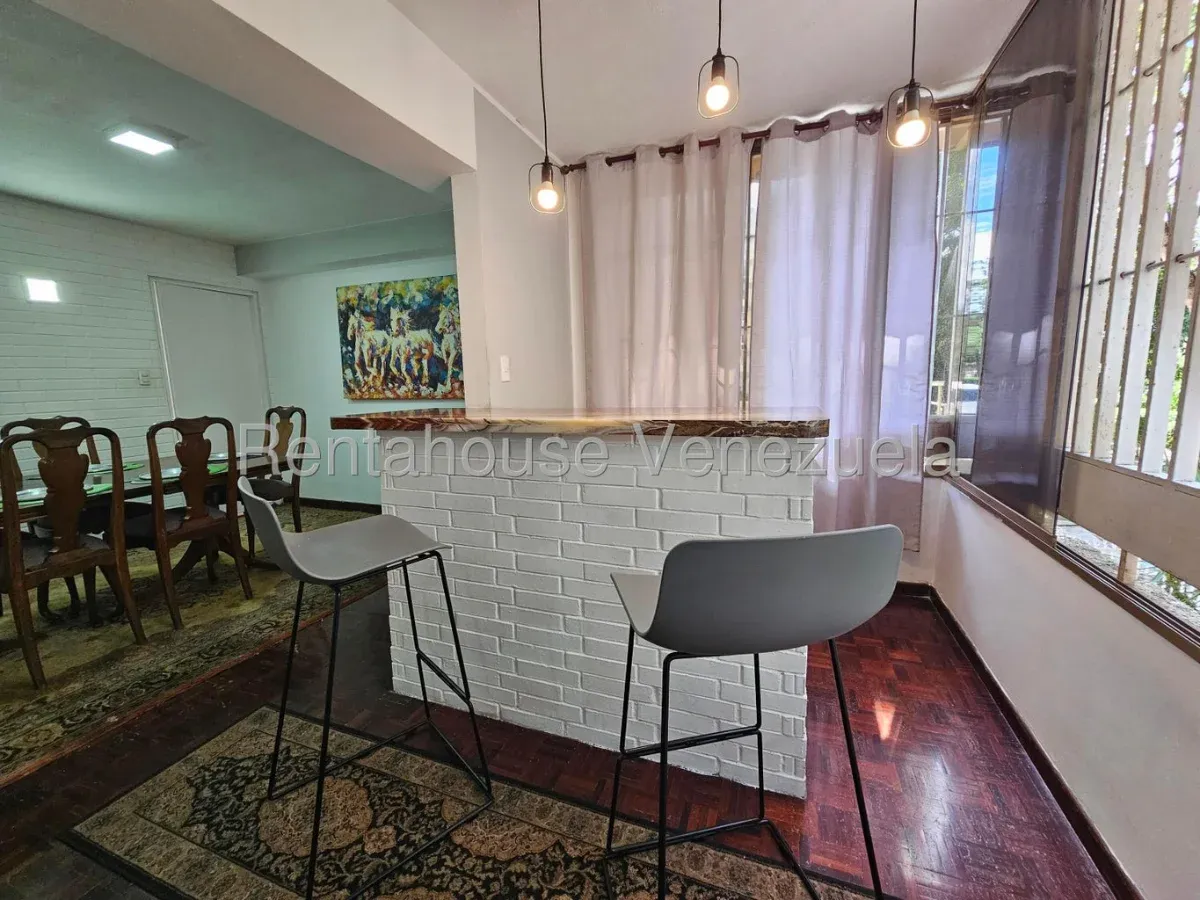 Tu Hogar Ideal en Las Esmeraldas! Amplio, seguro y en piso bajo - Julio Morales Rah - 2