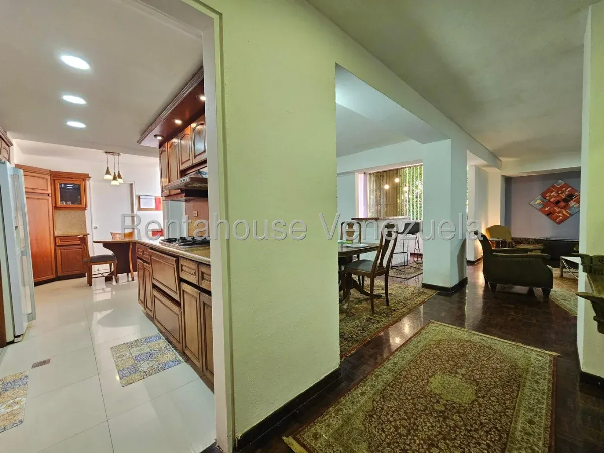 Tu Hogar Ideal en Las Esmeraldas! Amplio, seguro y en piso bajo - Julio Morales Rah - 4