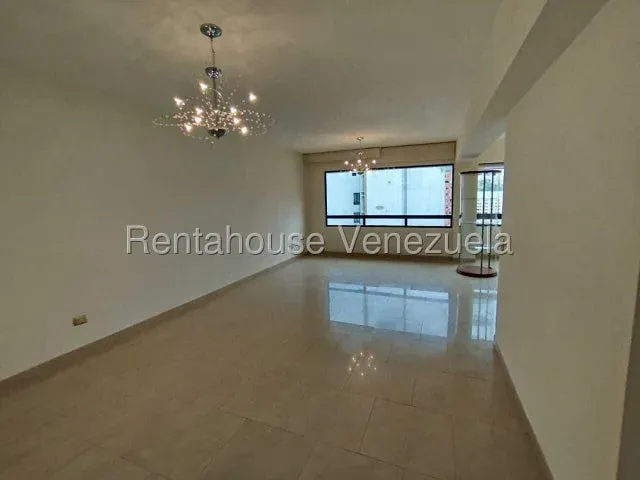 Tu Nuevo Hogar Ideal Te Espera! Espectacular apartamento - Las Esmeraldas - Julio Morales Rah - 4
