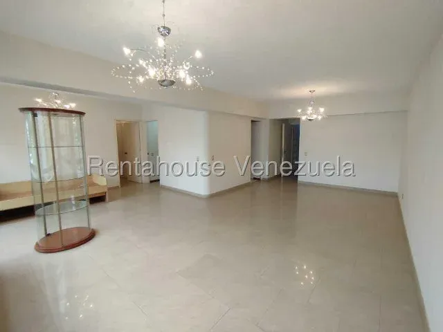 Tu Nuevo Hogar Ideal Te Espera! Espectacular apartamento - Las Esmeraldas - Julio Morales Rah - 5