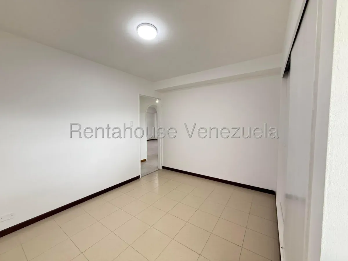 Espectacular Apartamento Moderno, Recién Remodelado y Listo para Habitar - Julio Morales Rah - 13