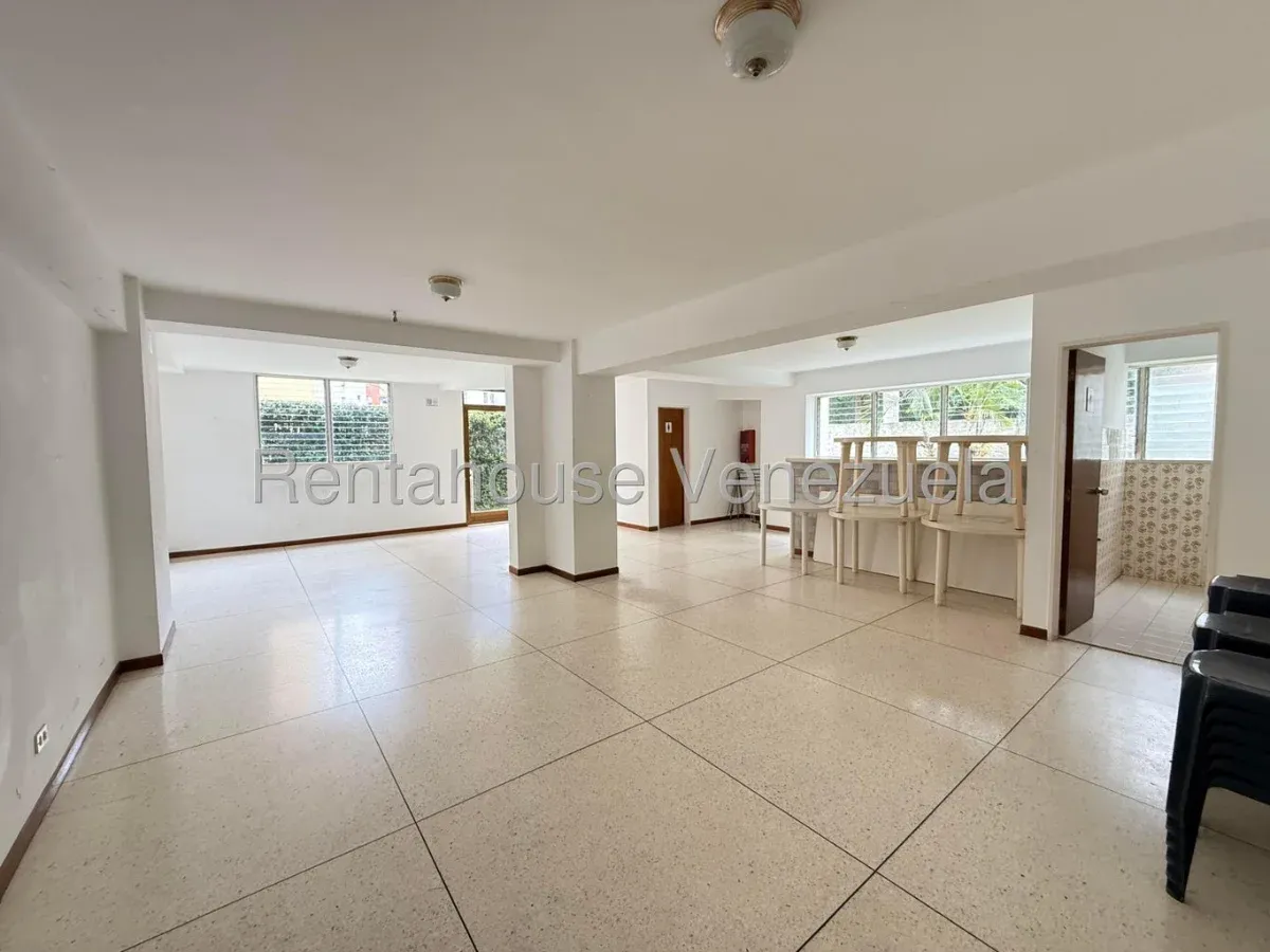 Espectacular Apartamento Moderno, Recién Remodelado y Listo para Habitar - Julio Morales Rah - 27