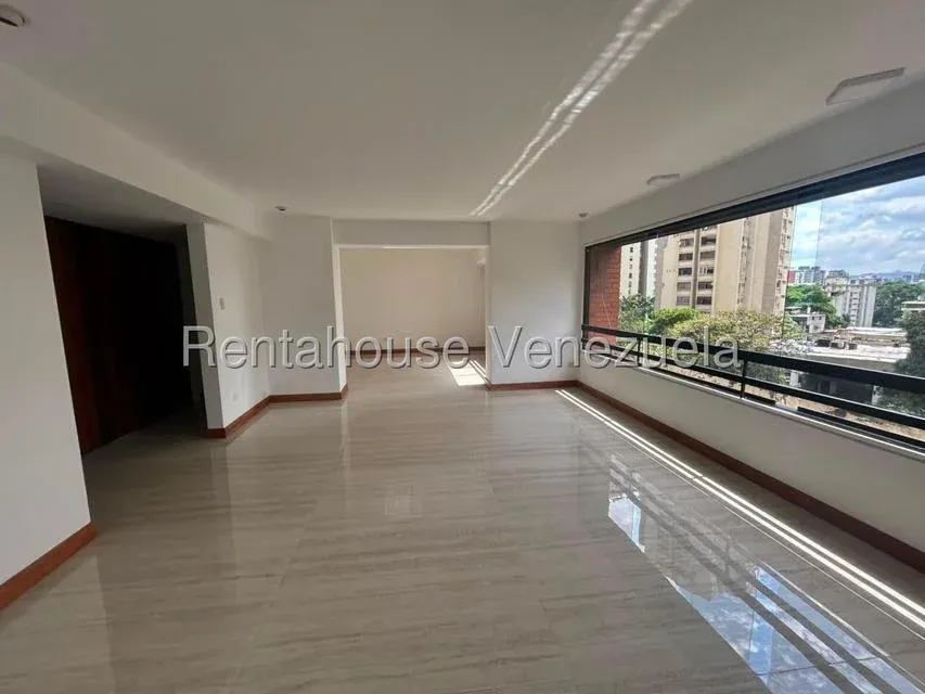 Venta | Exclusivo Apto Actualizado en Los Dos Caminos – Residencias Balmoral - Julio Morales Rah - 3