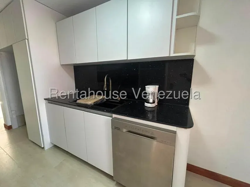 Venta | Exclusivo Apto Actualizado en Los Dos Caminos – Residencias Balmoral - Julio Morales Rah - 8