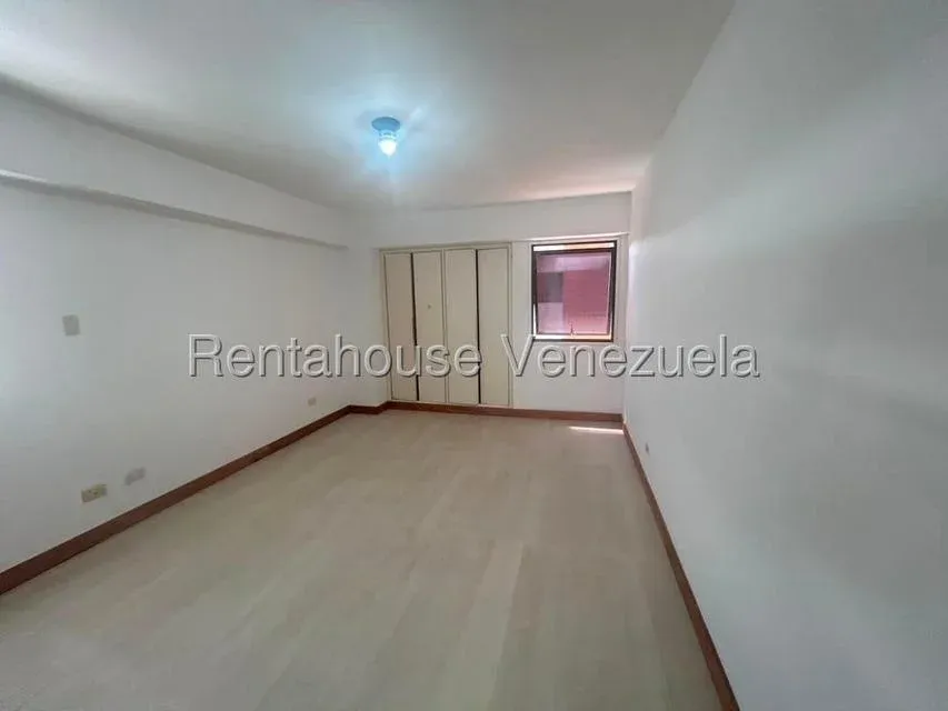 Venta | Exclusivo Apto Actualizado en Los Dos Caminos – Residencias Balmoral - Julio Morales Rah - 10