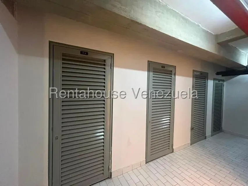 Venta | Exclusivo Apto Actualizado en Los Dos Caminos – Residencias Balmoral - Julio Morales Rah - 24