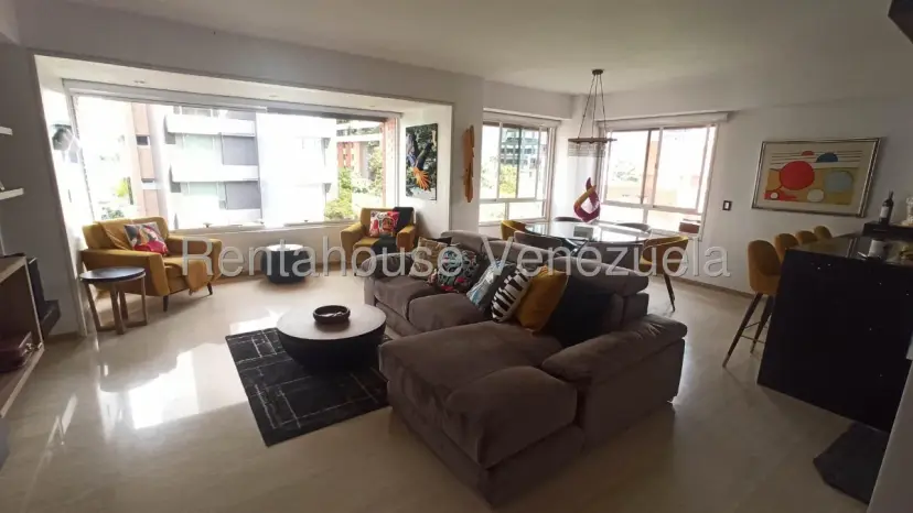 Apartamento en Alquiler en Campo Alegre