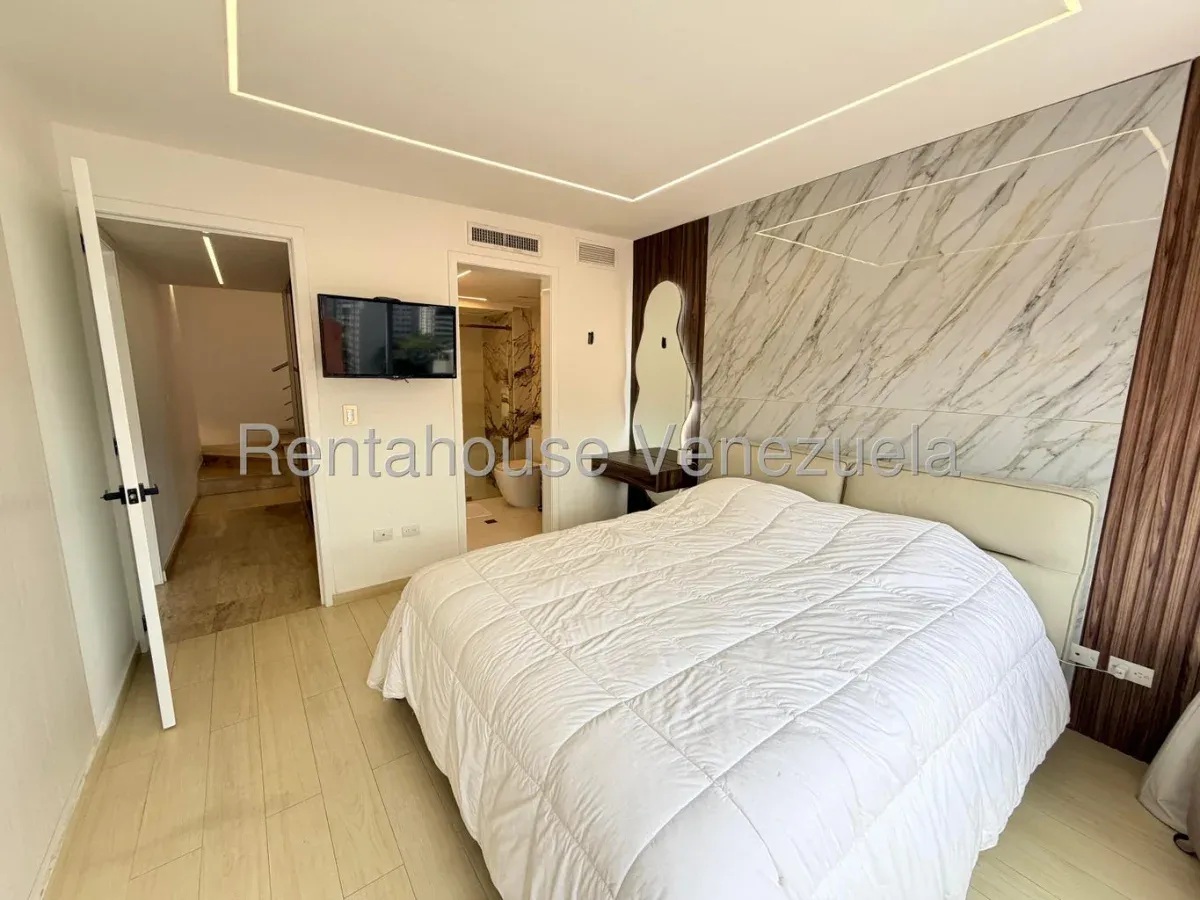 Penthouse en Alquiler El Rosal - 11