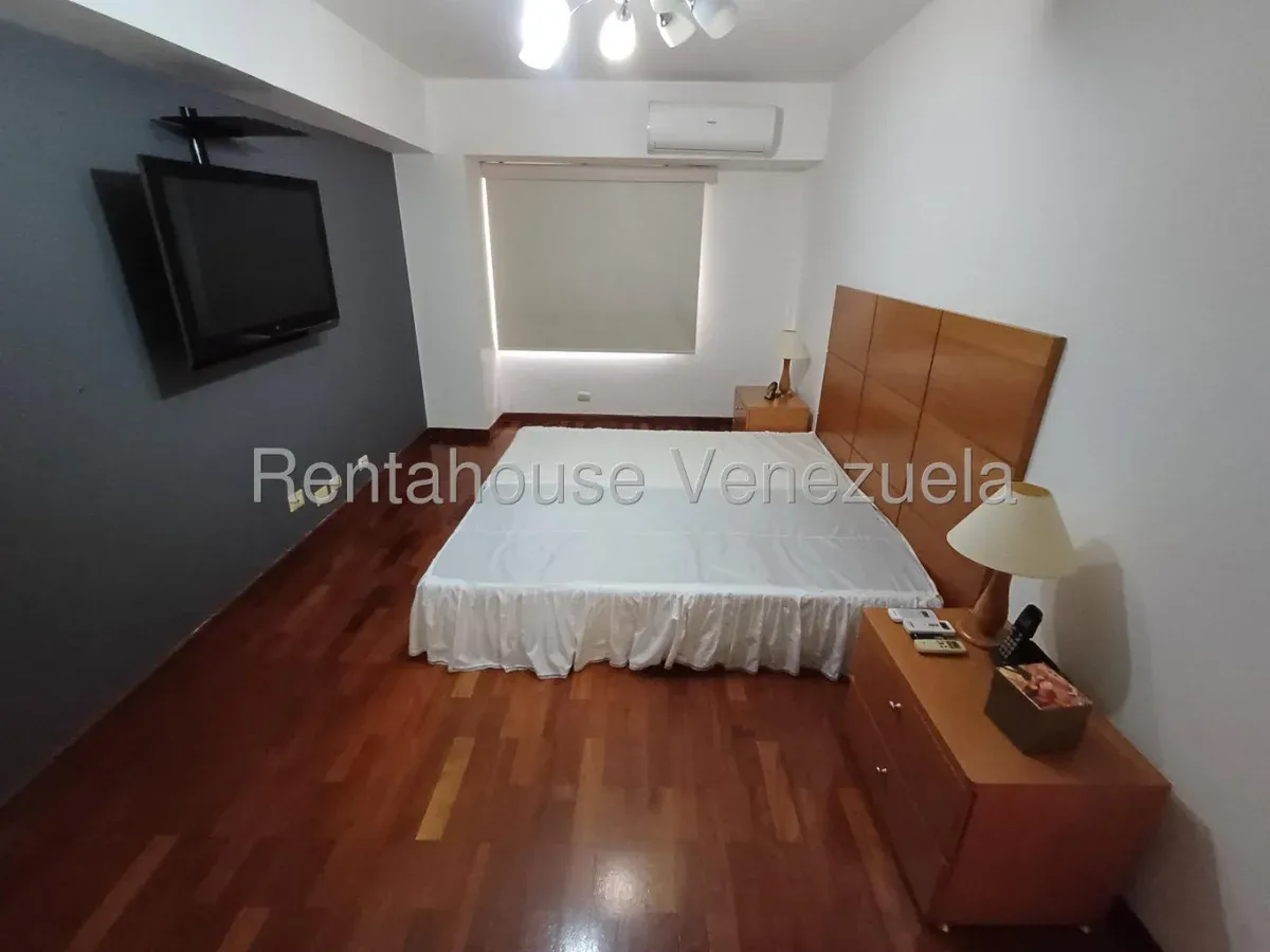 Apartamento en Alquiler en Campo Alegre - 8