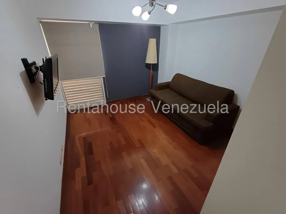 Apartamento en Alquiler en Campo Alegre - 12