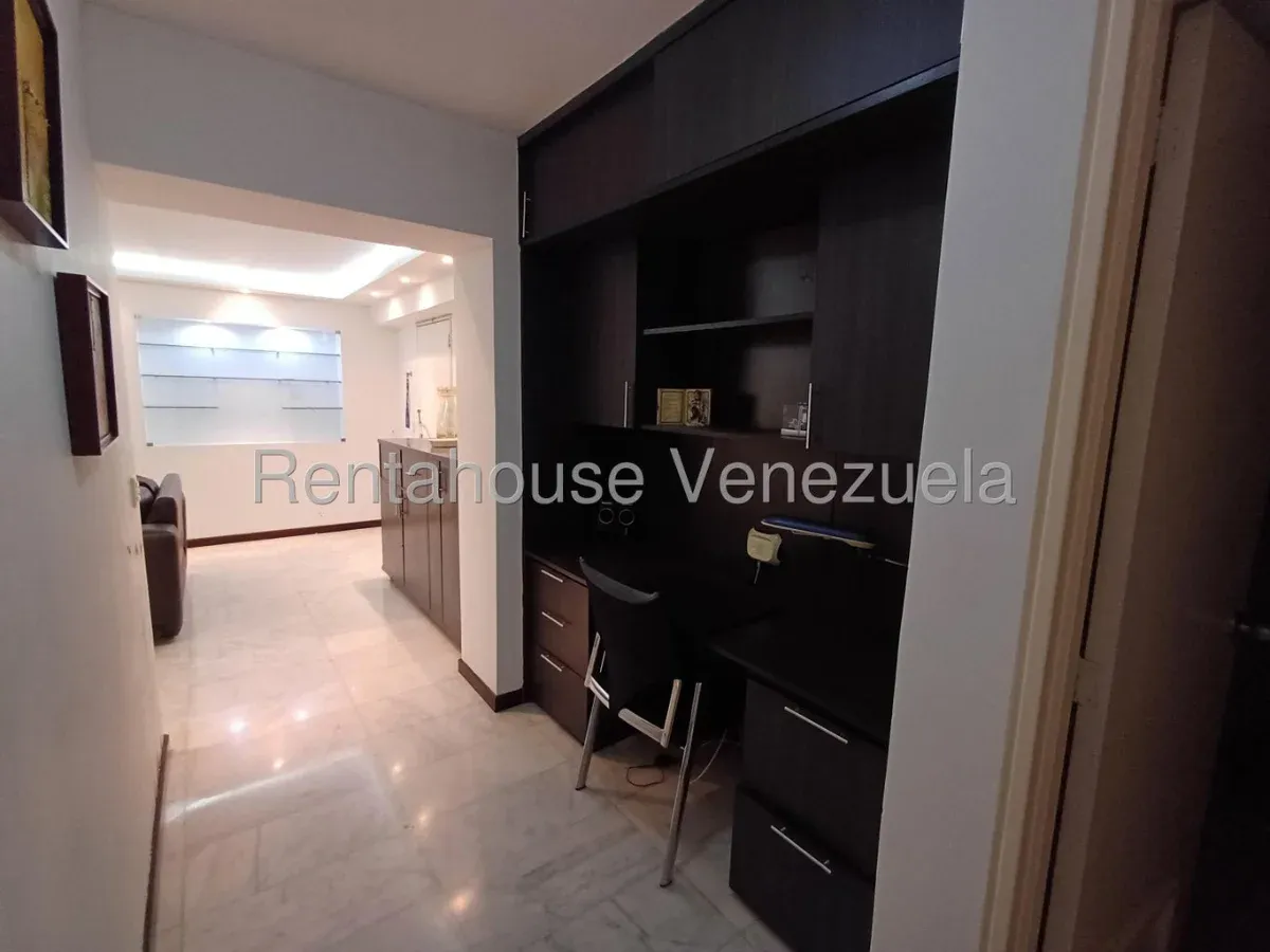 Apartamento en Alquiler en Campo Alegre - 13