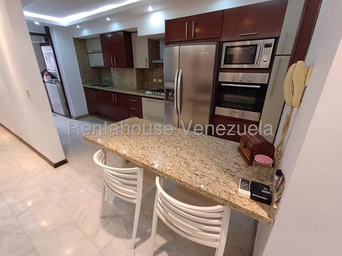 Apartamento en Alquiler en Campo Alegre - 16