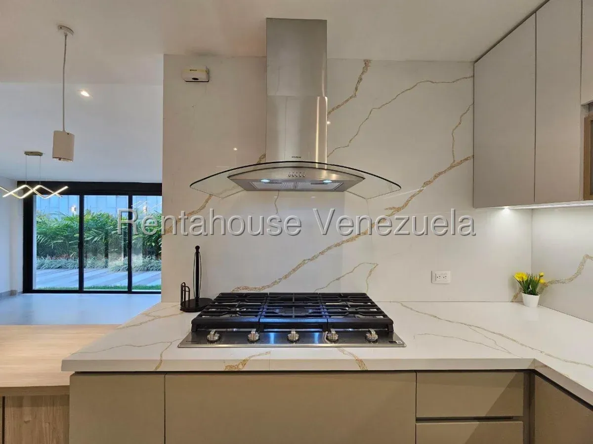 Hermosa casa en Venta en Altamira - 13
