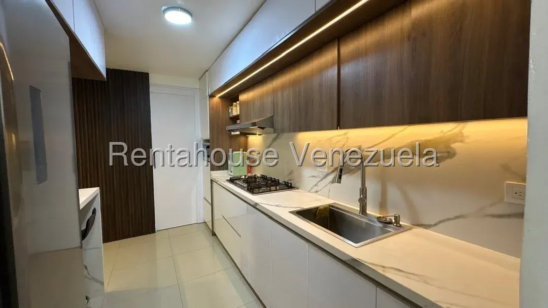 Venta apartamento remodelado en Altos de Manzanares - 8