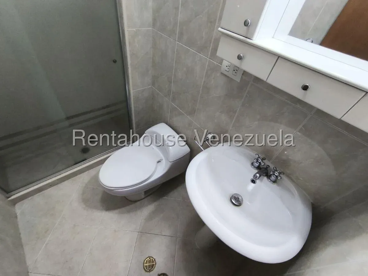 Hermoso apartamento en venta en La Florida con planta y pozo disponible - 5