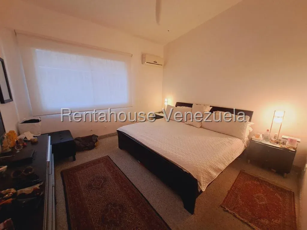 Casa en Venta PRados del Este Av Rio de Oro - 3