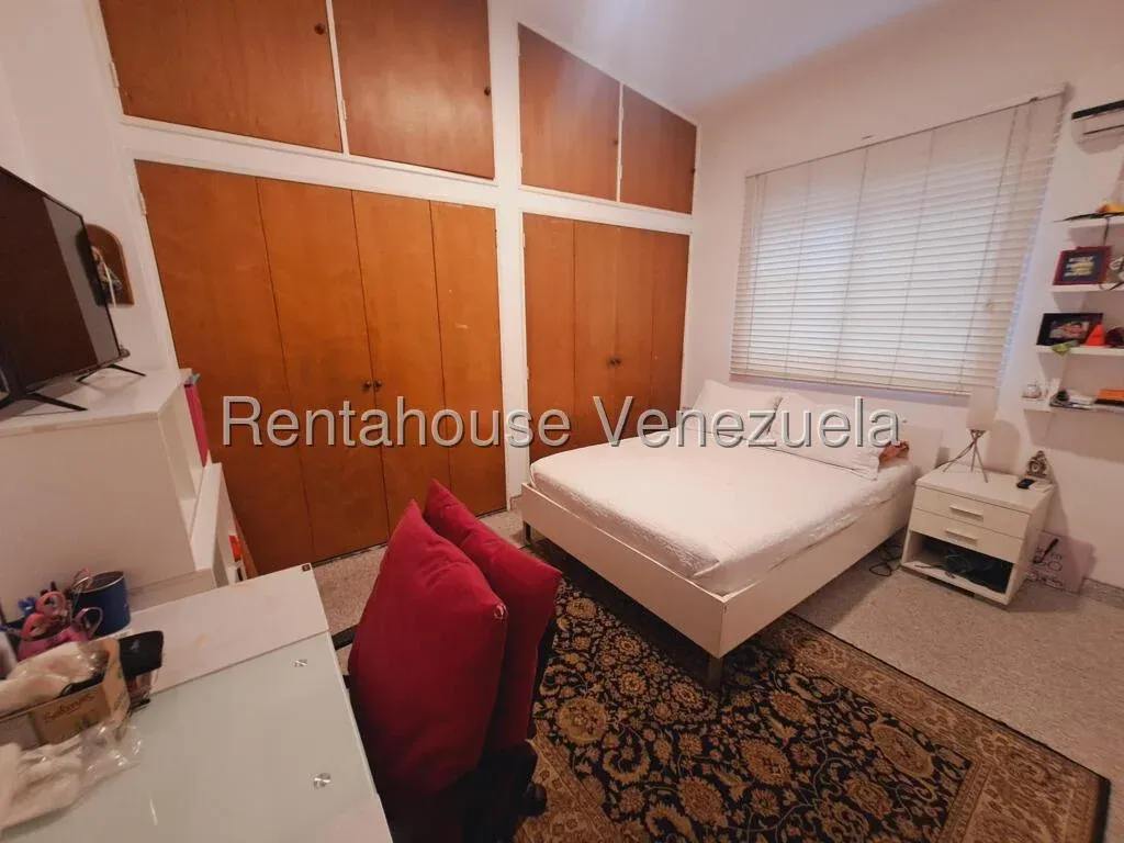 Casa en Venta PRados del Este Av Rio de Oro - 7