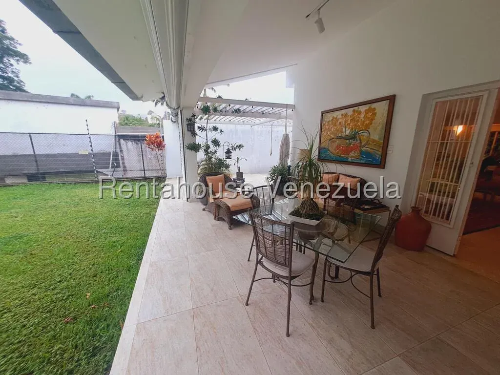 Casa en Venta PRados del Este Av Rio de Oro - 9