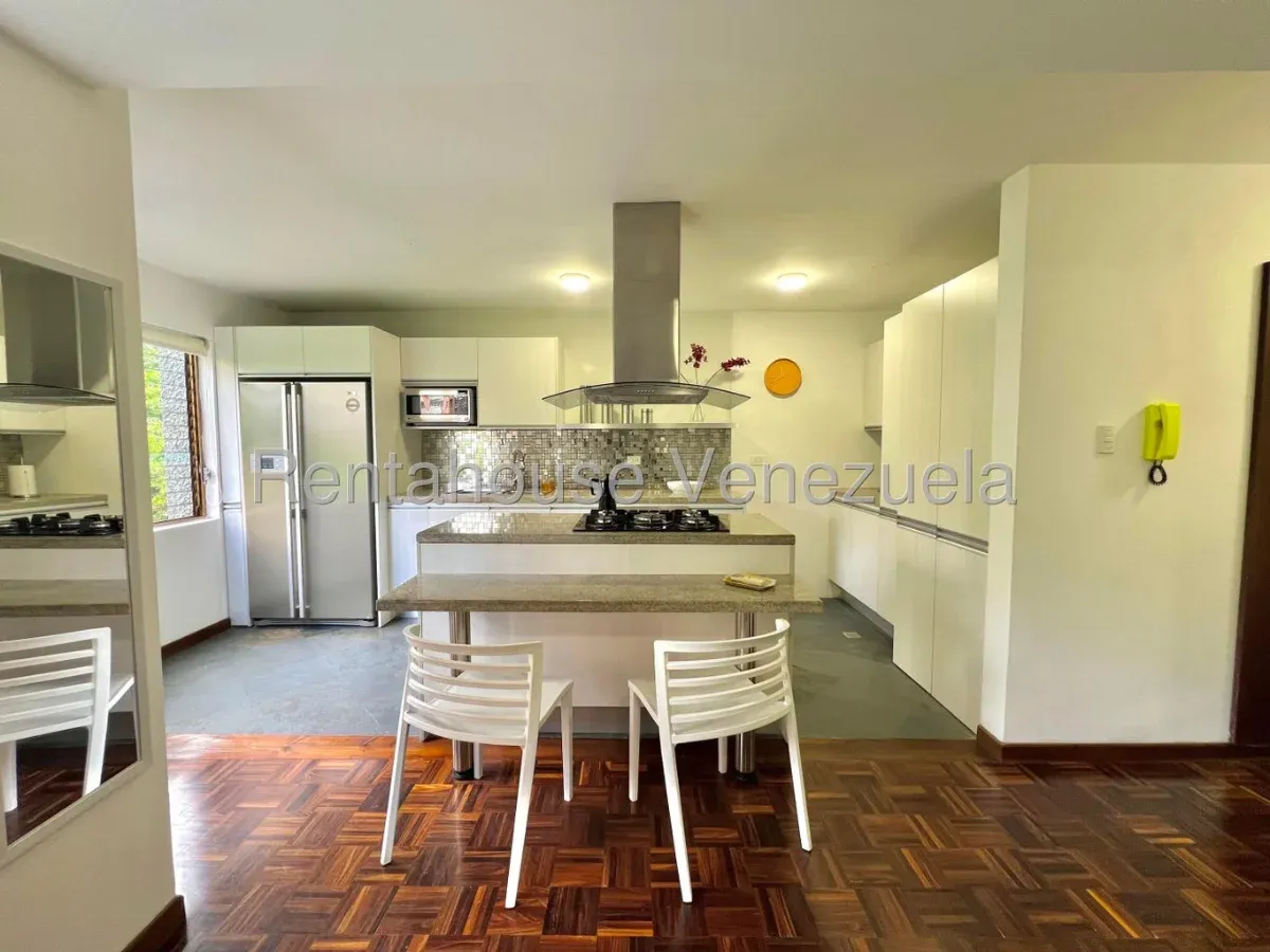 Alquiler apartamento amoblado El Rosal - 4
