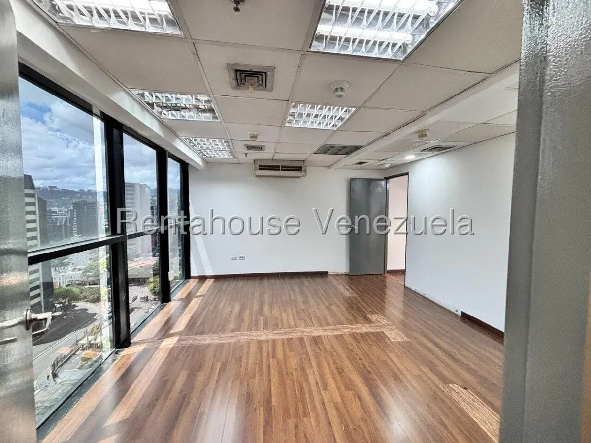 Venta de Oficina Torre Credicard - 4