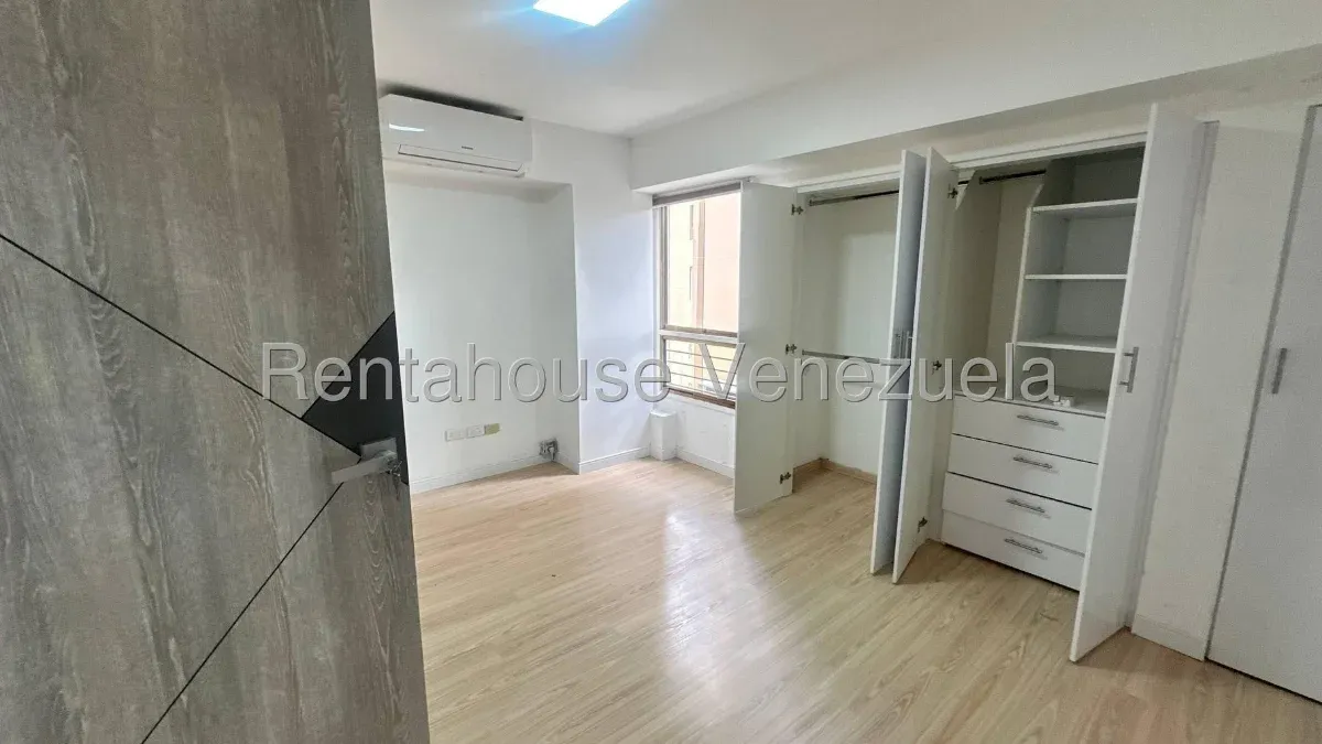 Hermoso apartamento en Alquiler en Los Naranjos del Cafetal - 8