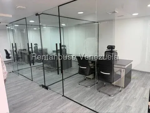 Oficina en Alquiler en el CCCT
