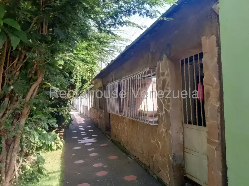 Casa en Venta, en Pampanito II