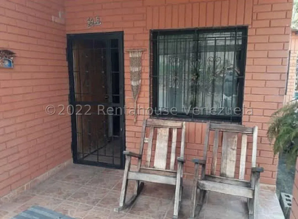 Casa en Venta, en Mendoza Fría  - 2