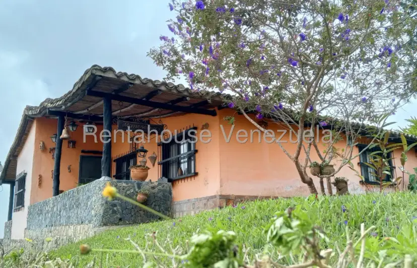 Hermosa Casa en Venta, Ubicada en el Desarollo Turístico EL PUEBLO QUE TANTO DI 
