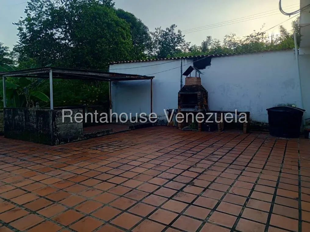 Casa-Dúplex en Venta, Ubicada en Las Malvinas Pampan  - 11
