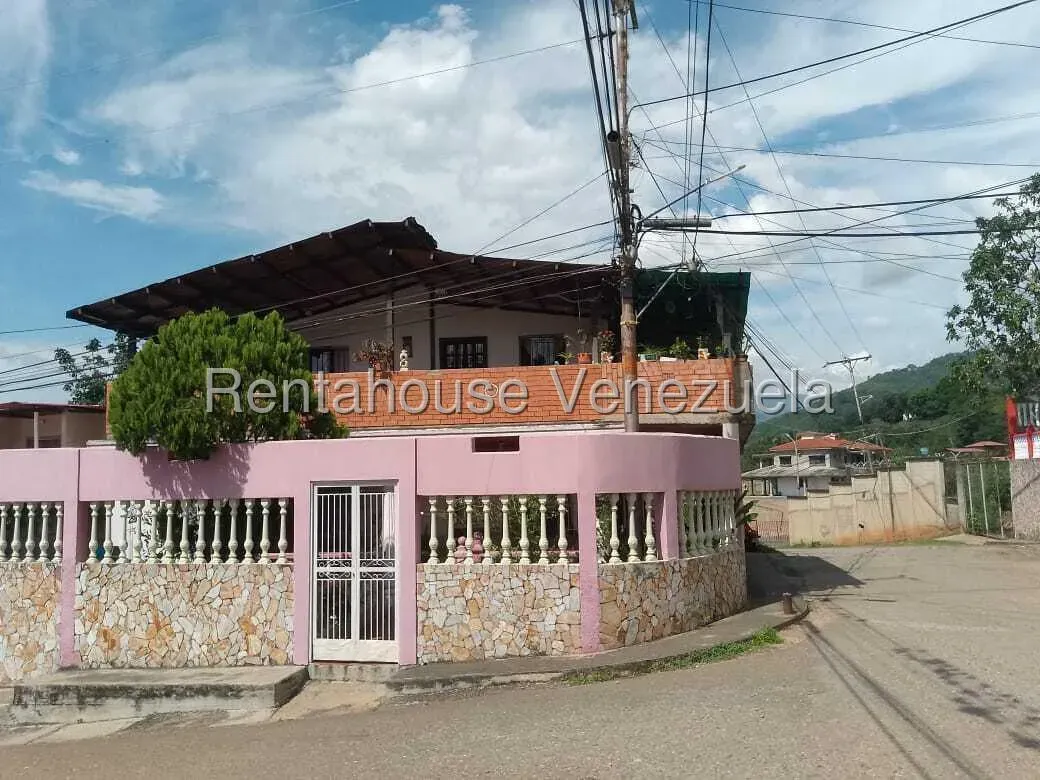 Casa en Venta, Ubicada en Pampan